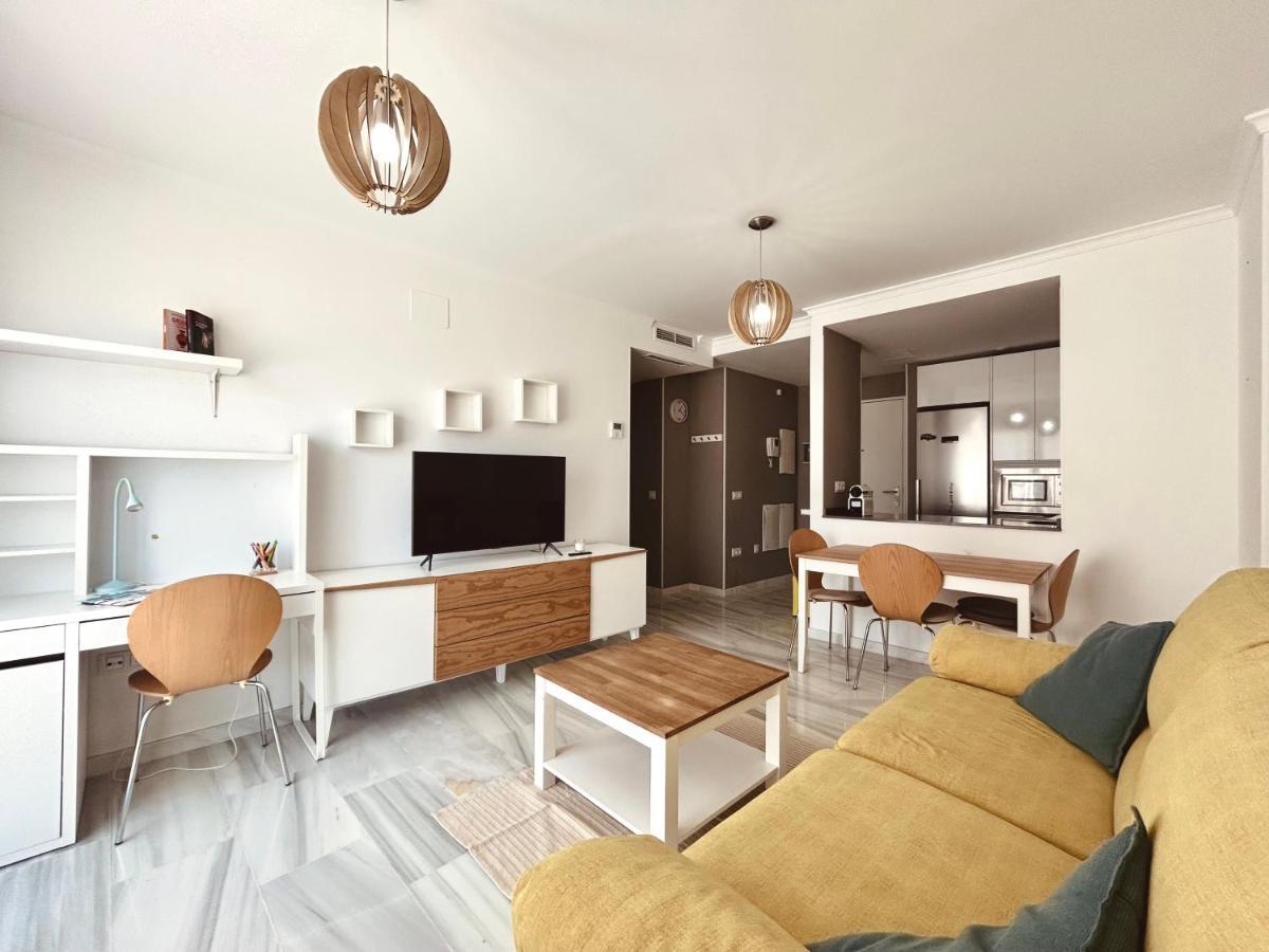 Sarah Apartment Фуeнхирола Екстериор снимка