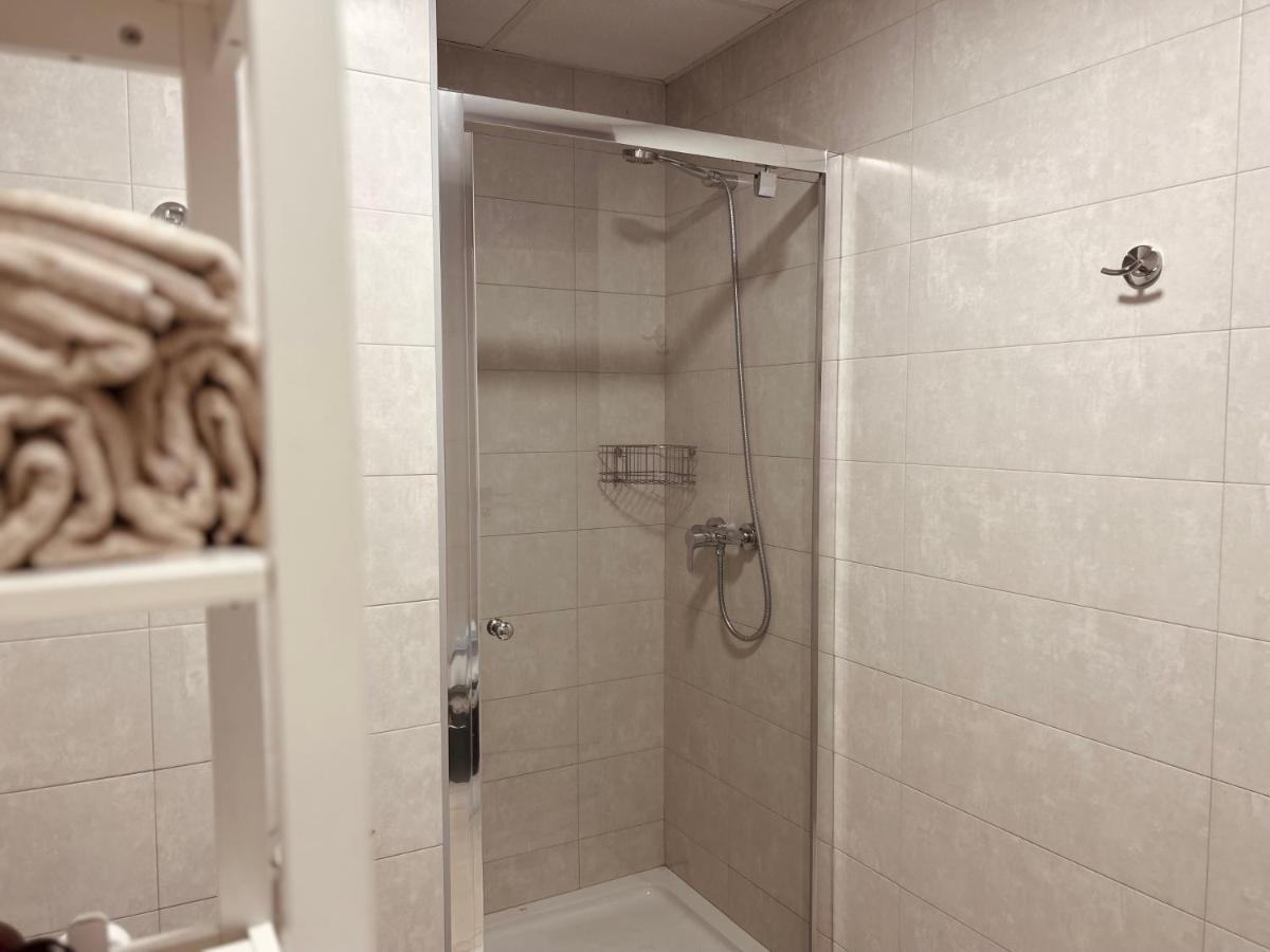Sarah Apartment Фуeнхирола Екстериор снимка