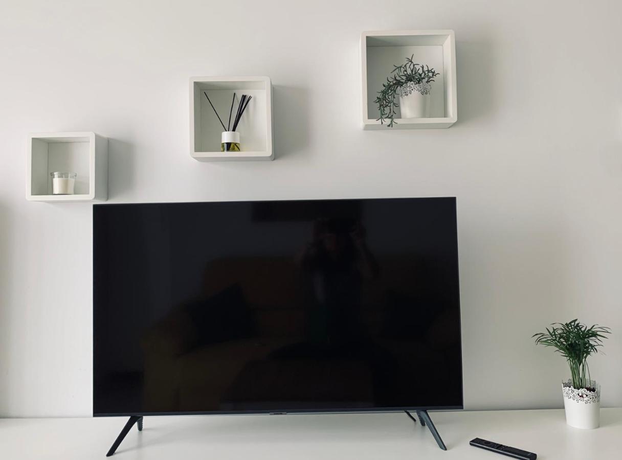 Sarah Apartment Фуeнхирола Екстериор снимка